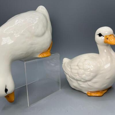 Retro White Geese Ducks Ceramic Figurine Set