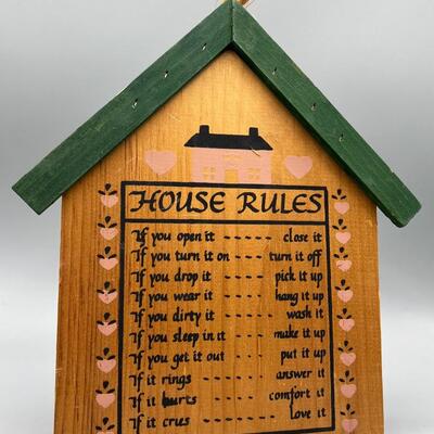 Retro House Rules Wooden Displayable Hanging Sign