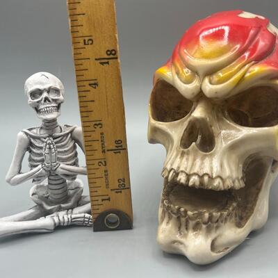 Spooky Skeleton Halloween Meditating Praying Figurine & Airplant Fire Skull