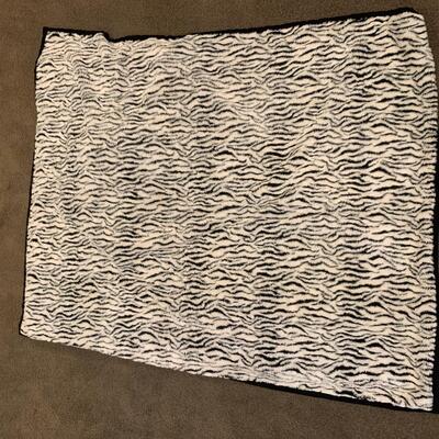 #110 Zebra Blanket