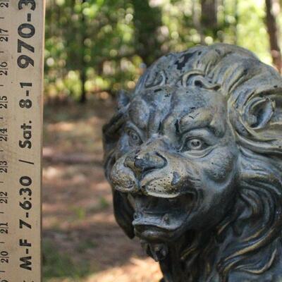 Lot 1: Large Vintage Metal Lion Sculpture