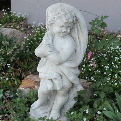 Lot 55: Vintage Outdoor Garden Angel Feature