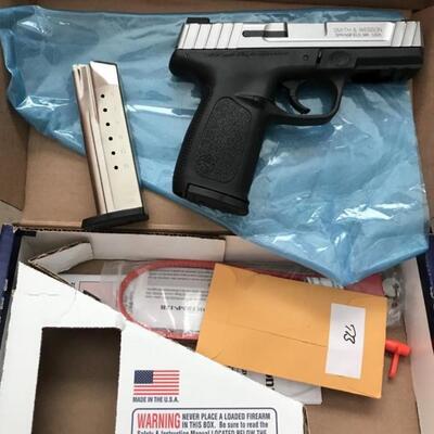 Smith & Wesson SD9 VE 9mm Full-Sized 16-Round Pistol - NEW