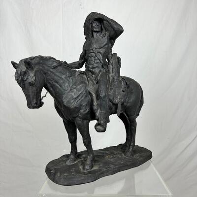 828  War Chief on Horseback Statue - Daniel Monfort