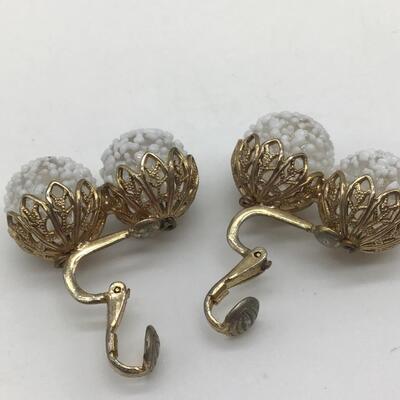 Gorgeous Vintage Glass Earrings