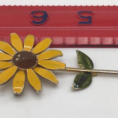 Vintage Sunflower Brooch