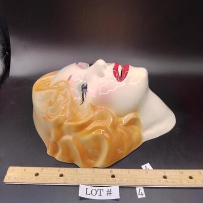Lot 144 - Marilyn Monroe Ceramic