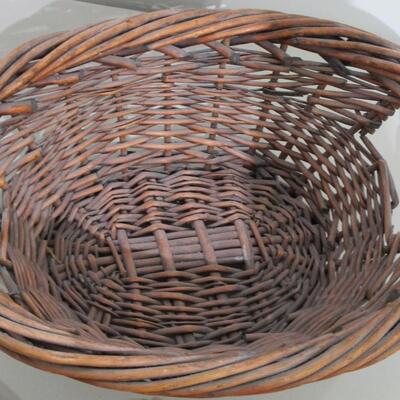 #23 Six wicker baskets, excellent condition, misc #2