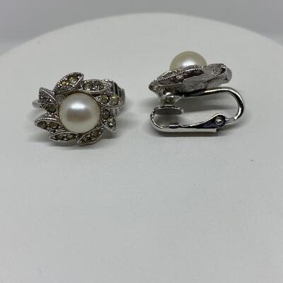 LOTJ23: Vintage Clip On Pearl and Rhinestone Earrings