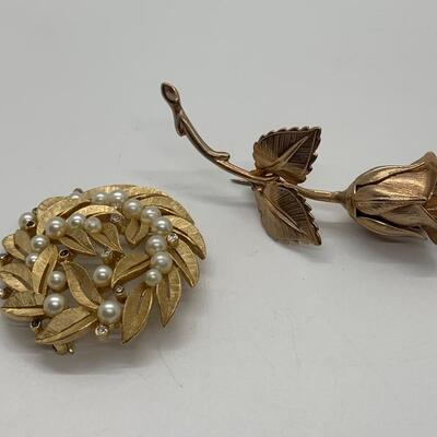 LOTJ38: Two Vintage Goldtone Brooches: The Giovanni Rose and Vintage 