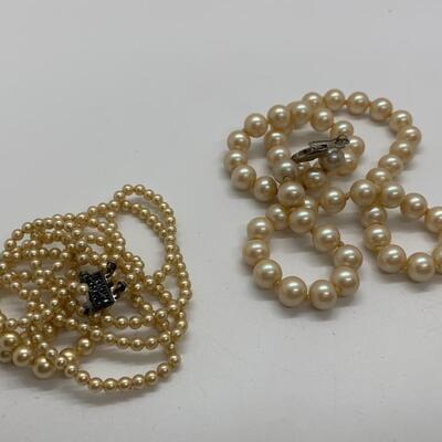 LOTJ40: Two Vintage Faux Pearl Necklaces one is 18