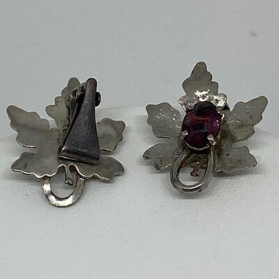 LOTJ65: Two Pair of Vintage Sterling Silver Earrings