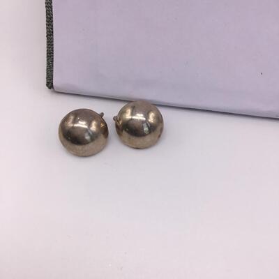 LOTJ113: Sterling Silver Vintage Clip-On Button Earrings