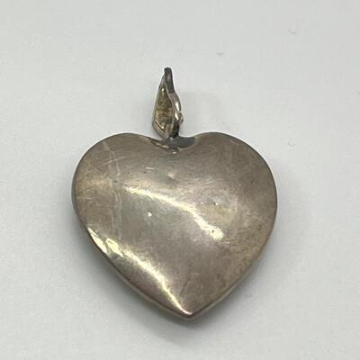LOTJ170: Vintage Silver and Rhinestone Heart Pendant