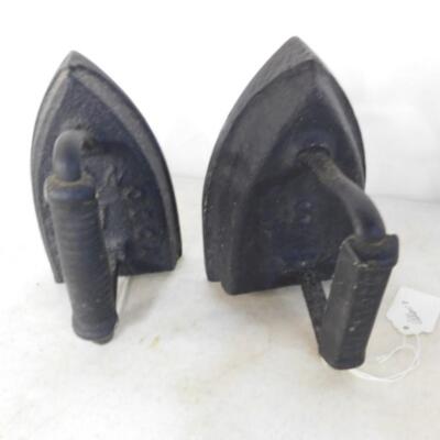 Pair of Antique Cast Iron #8 Sad Irons