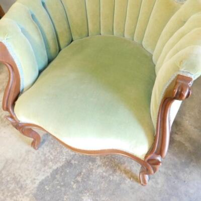 Vintage Mid Century Victorian King's Chair