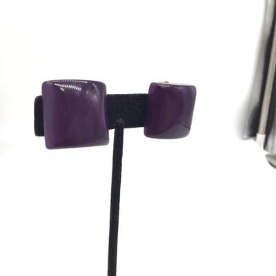 Vintage purple fashion jewelry patent pend earrings