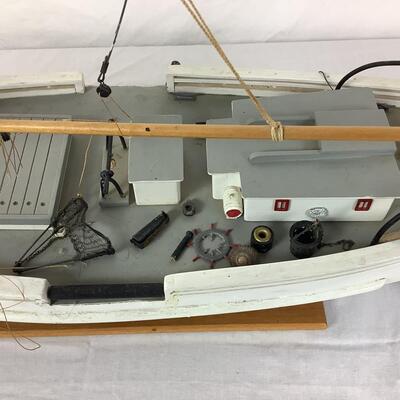 848 Vintage Skipjack Boat Model
