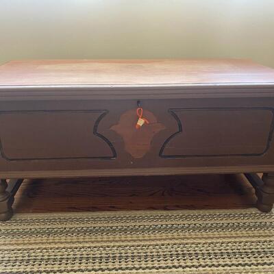 Cedar Hope Chest - PICK UP IN NORTH GLENN