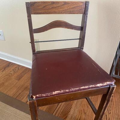 Vanity Chair PICK UP IN NORTH GLENN