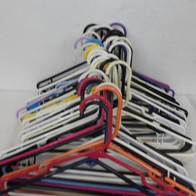 40+ Plastic Hangers, Various Colors, 4 Small