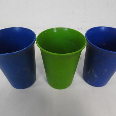 7 Vintage Tupperware Kids Bell Tumbler Cups, No Lids, Worn-See Pictures