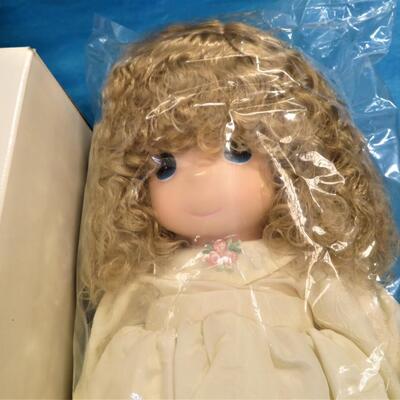 NEW 1996 Lindsay Precious Moments Vintage DOLLS COLLECTION NEW in Box