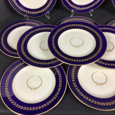887 Set of 12 Tatler of Trenton Navy and Gold Plates