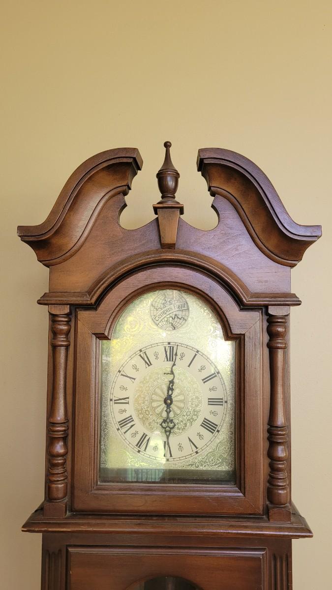 Lot 126 Vintage Piper Grandfather Clock