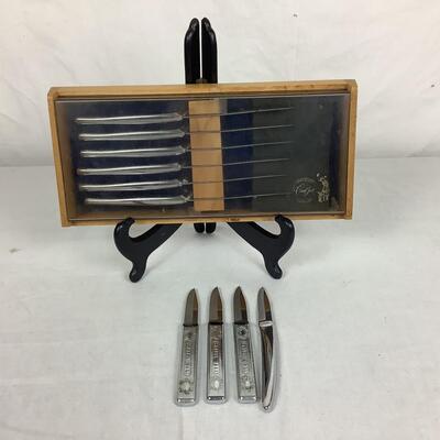 912 Mid Century CARVEL HALL Steak & Crab Knives