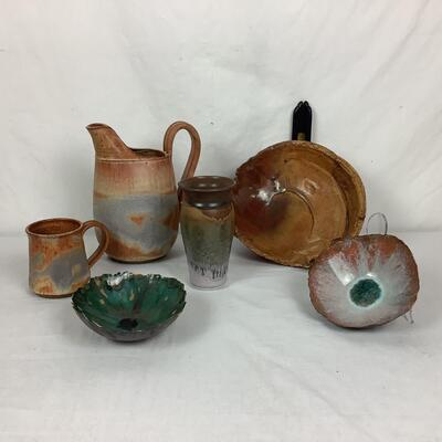 916 Lot of Signed Pottery