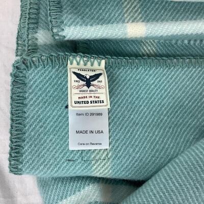 917 New in Package Queen L.L. Bean PENDLETON Wool Blanket