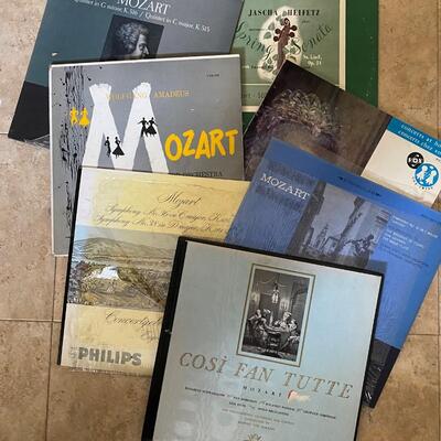 Over 50 Vinyl 33rpm albums Rock & Classical