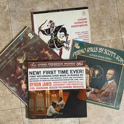 Over 50 Vinyl 33rpm albums Rock & Classical