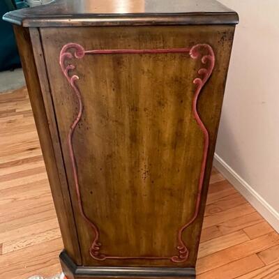 Beautiful Floral Hutch 3 Tier