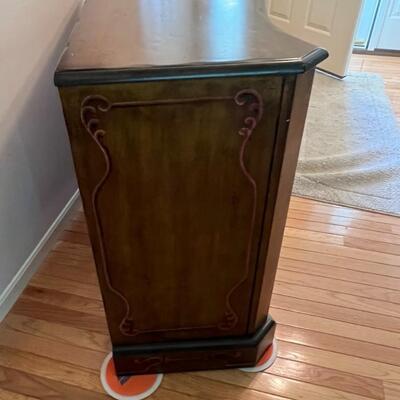 Beautiful Floral Hutch 3 Tier