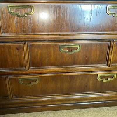 Late 20th Century Thomasville Dresser Mystique II Collection