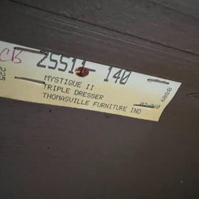 Late 20th Century Thomasville Dresser w/ Mirror Triple Door Mystique II Collection