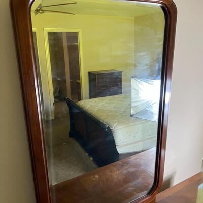 Late 20th Century Thomasville Dresser w/ Mirror Triple Door Mystique II Collection