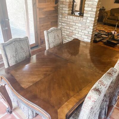 Beautiful Anderson's Dining Room Table + Chairs