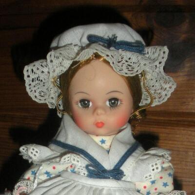 8" Madame Alexander Betsy Ross in Original Box