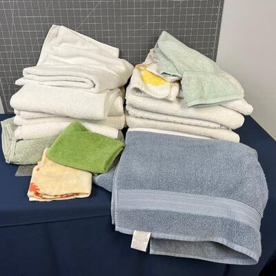 Lot of Towels 