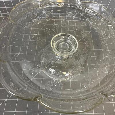 Covered Cake Dish Glass