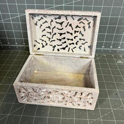 Soap Stone Carved Box, BEAUTIFUL!