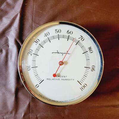 VINTAGE AIRGUIDE % RELATIVE HUMIDITU INDICATOR BAROMETER WALL GUAGE