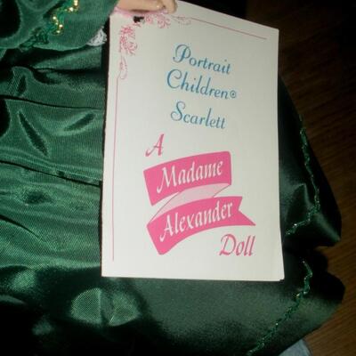 1981 Madame Alexander 12" Scarlett O'Hara  in Green Dress with Brocade trim