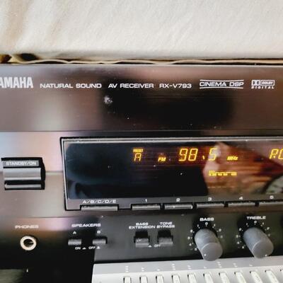 YAMAHA NATURAL SOUND AV RECIEVER RX-V793