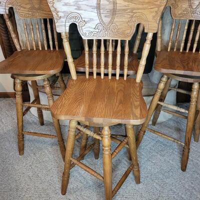 BEAUTIFUL CARVED WOOD SWIVEL BAR STOOLS 4pc