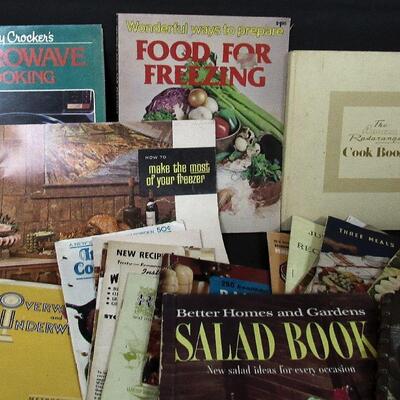 Lot of Vintage Cookbooks and Booklets