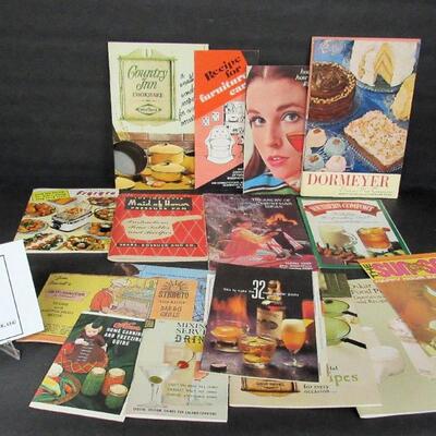 Lot of Vintage Cookbooklets
